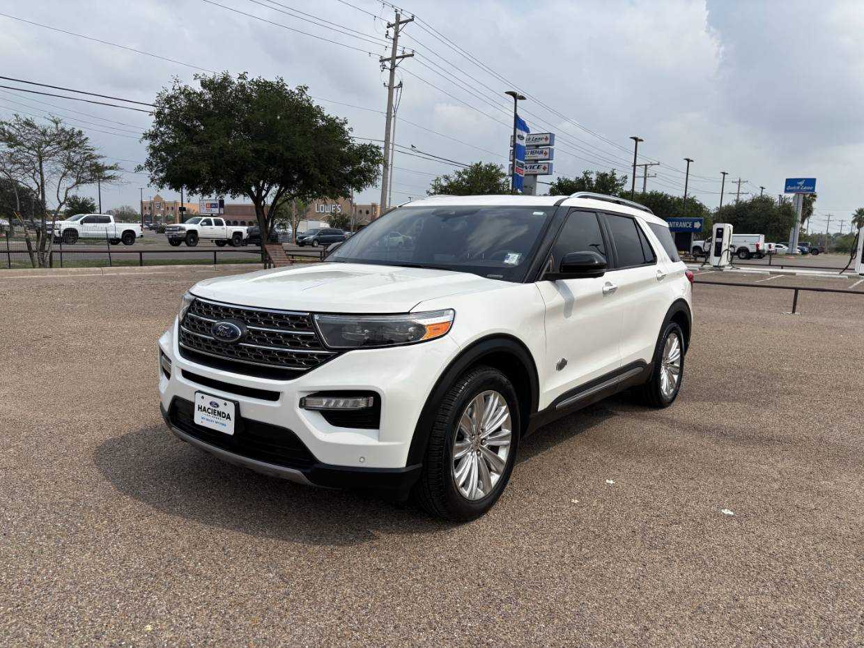 2022 Ford Explorer King Ranch RWD's photo