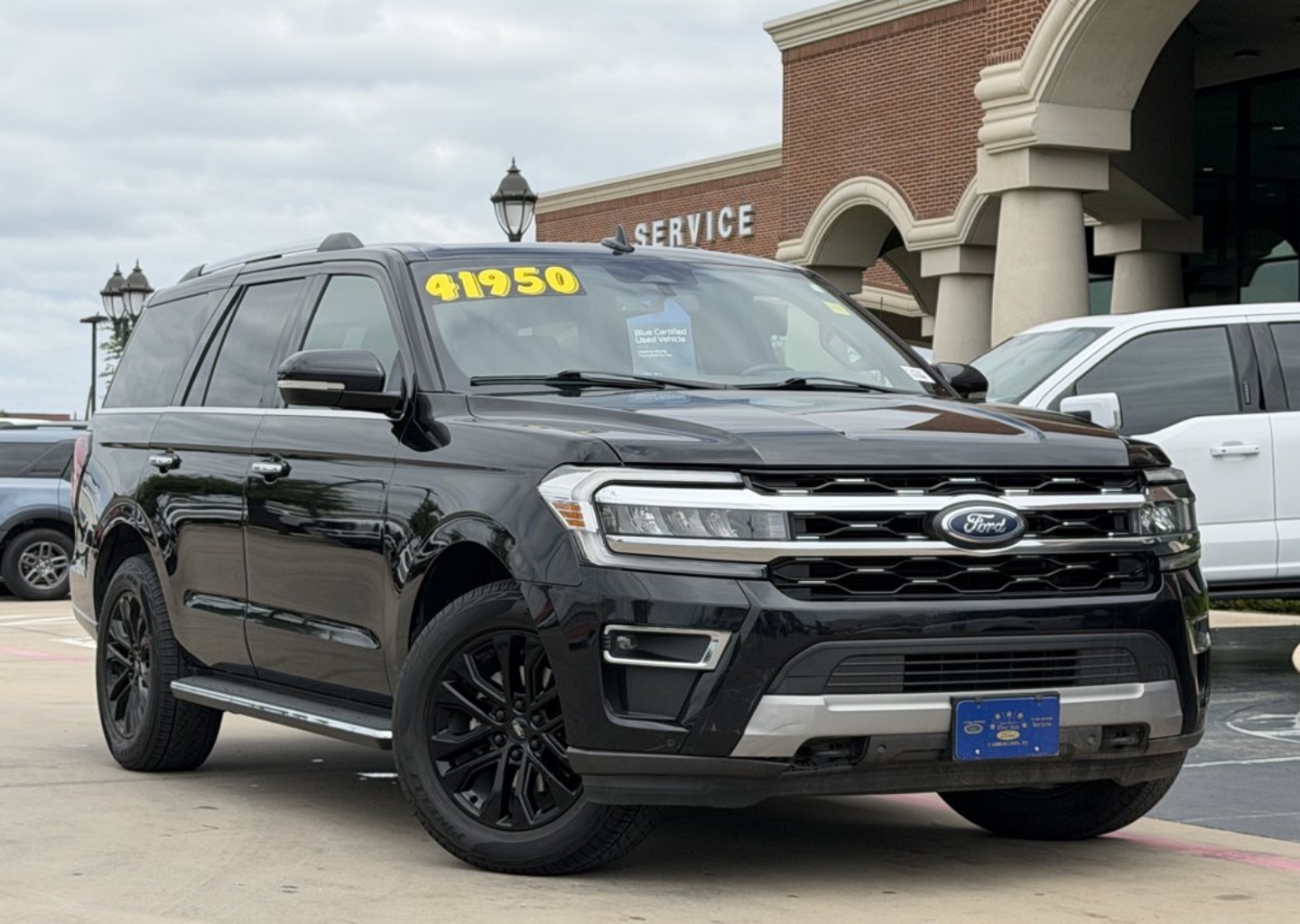 2022 Ford Expedition Limited 4X4's photo