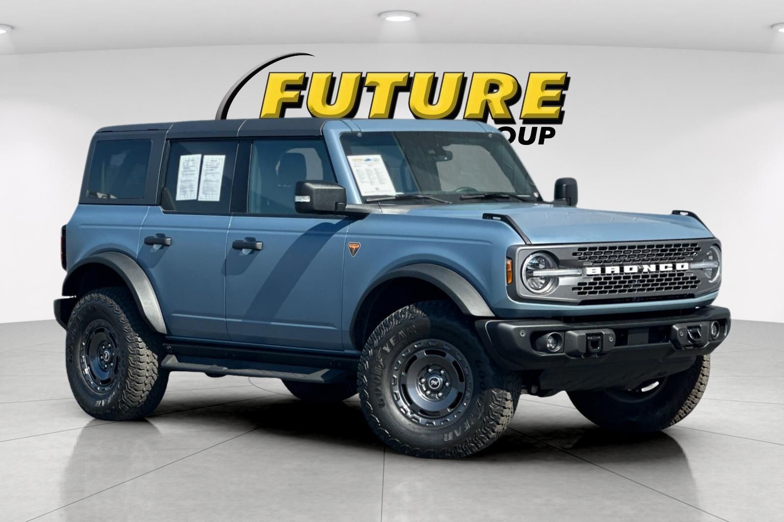 2025 Ford Bronco Badlands 4x4's photo