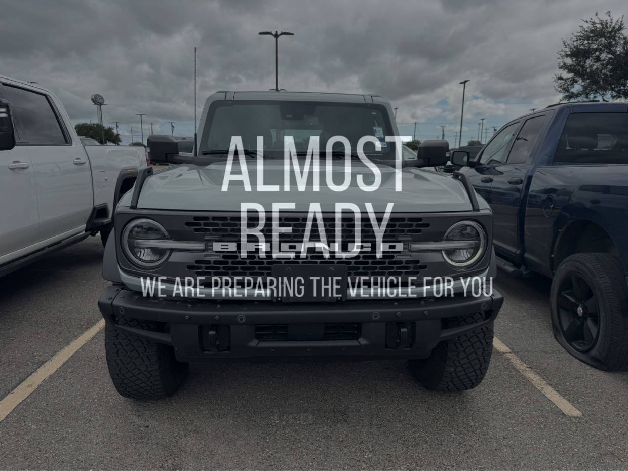2023 Ford Bronco Badlands 4x4's photo