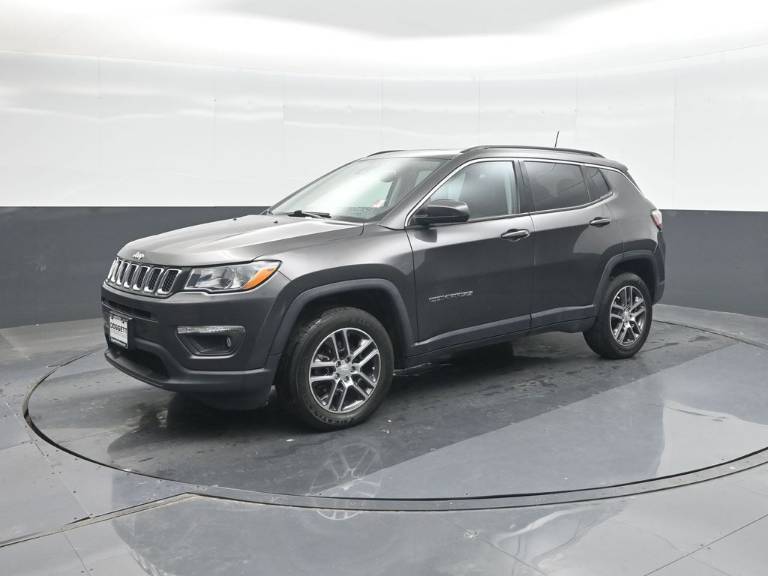 2020 Jeep Compass Latitude w/SUN/Safety Pkg