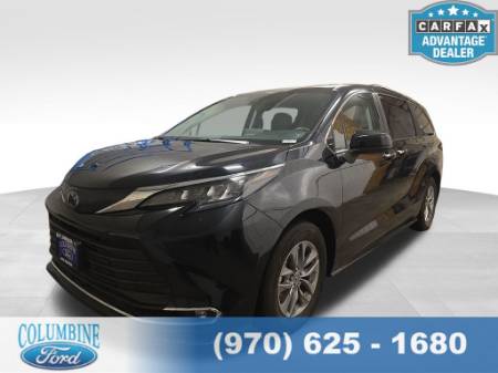 2024 Toyota Sienna XLE