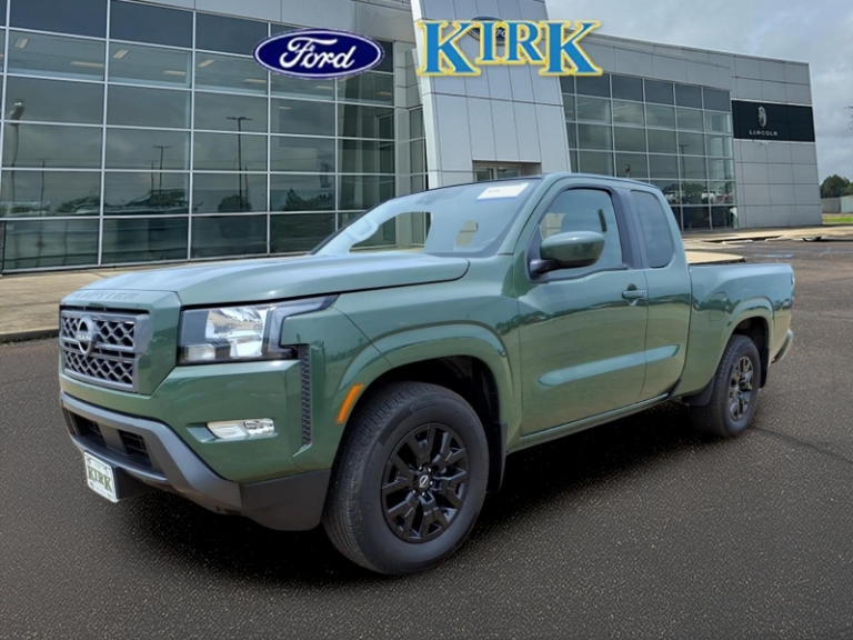 2024 Nissan Frontier SV