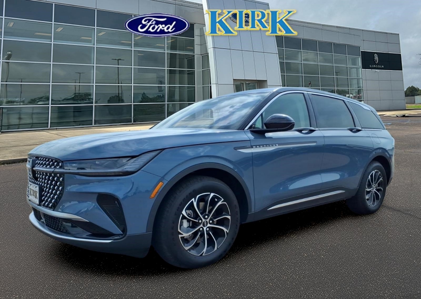 2025 Lincoln Nautilus Premiere AWD's photo