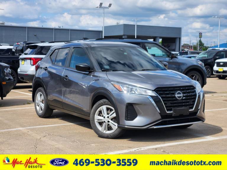 2023 Nissan Kicks S