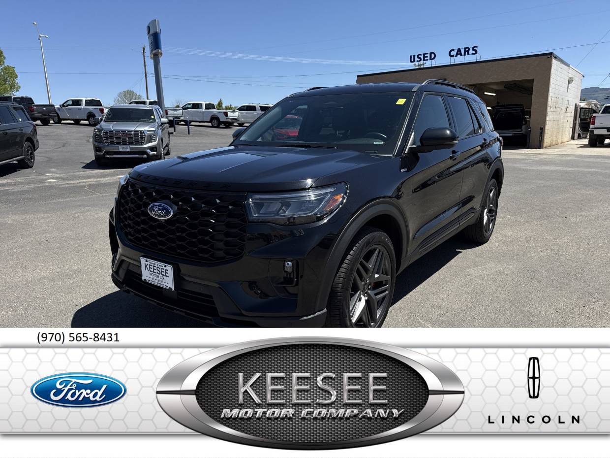 2025 Ford Explorer ST-LINE 4WD (PL535)'s photo