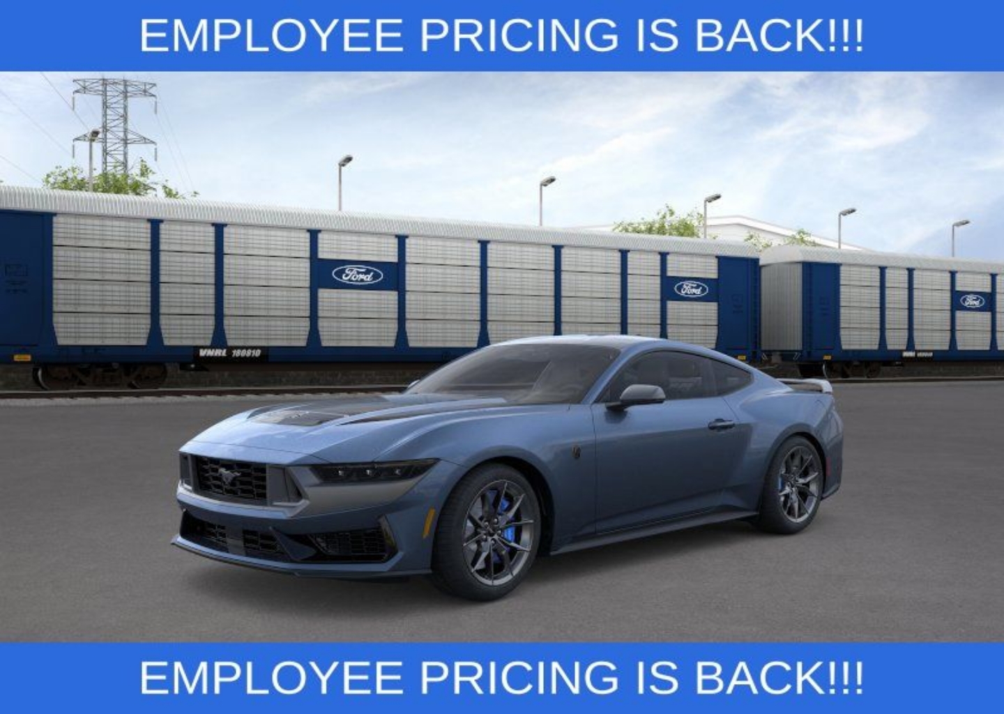 2026 Ford Mustang Dark Horse's photo