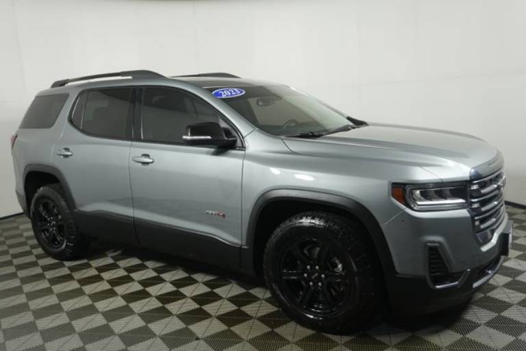 2023 GMC Acadia AT4