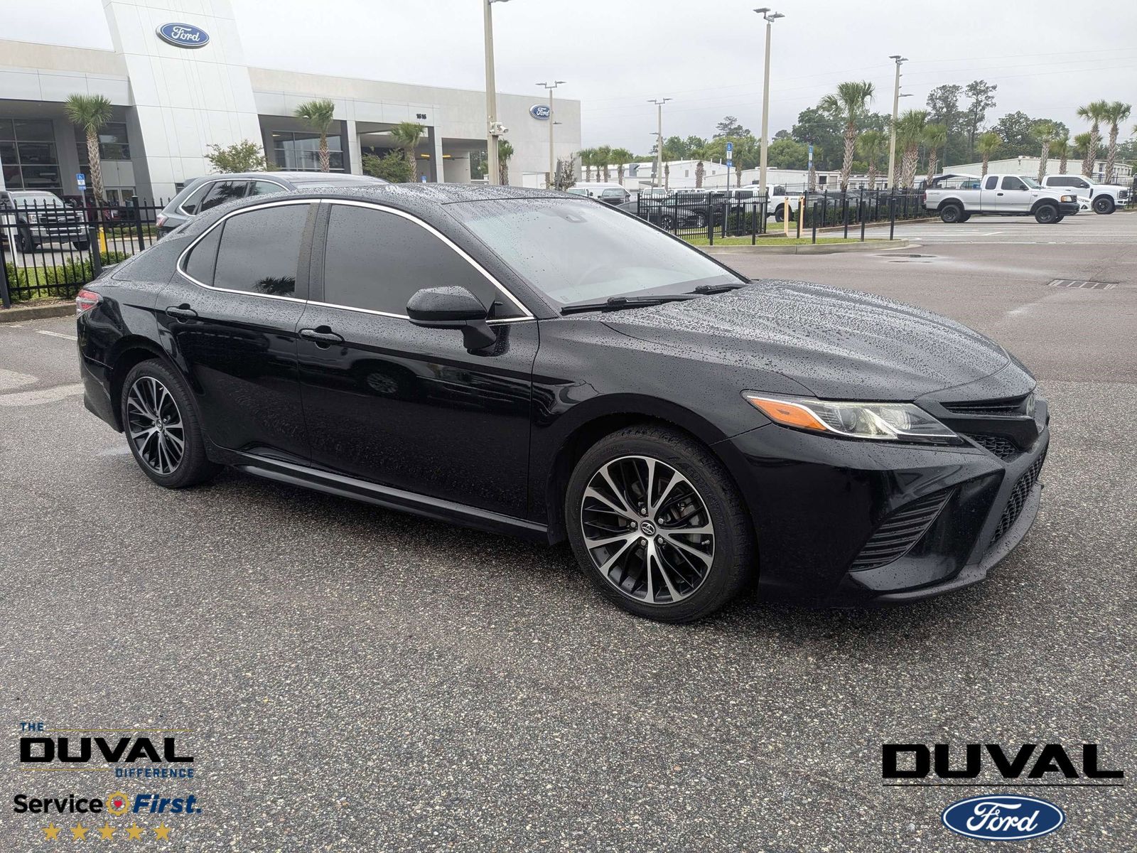 2019 Toyota Camry SE