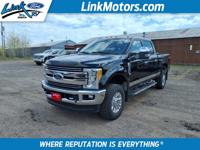 2017 Ford F-250 Super Duty LARIAT 4WD Crew Cab 6.5 Box
