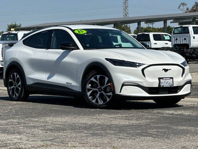 2025 Ford Mustang Mach-E Select