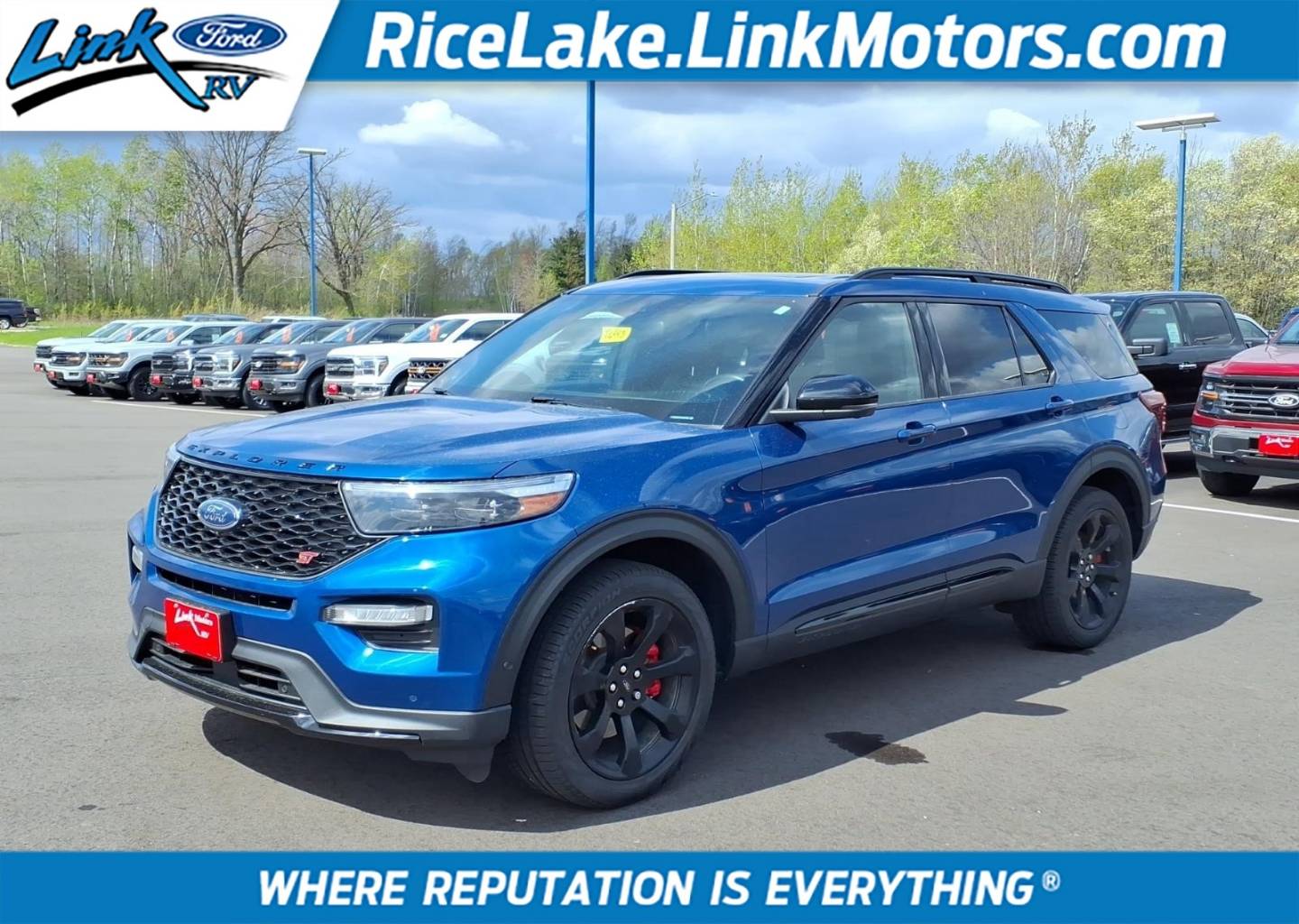 2022 Ford Explorer ST 4WD's photo