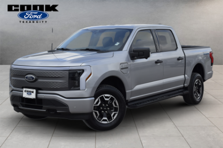 2023 Ford F-150 Lightning XLT