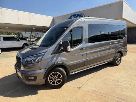 2023 Ford Transit Passenger Wagon XLT