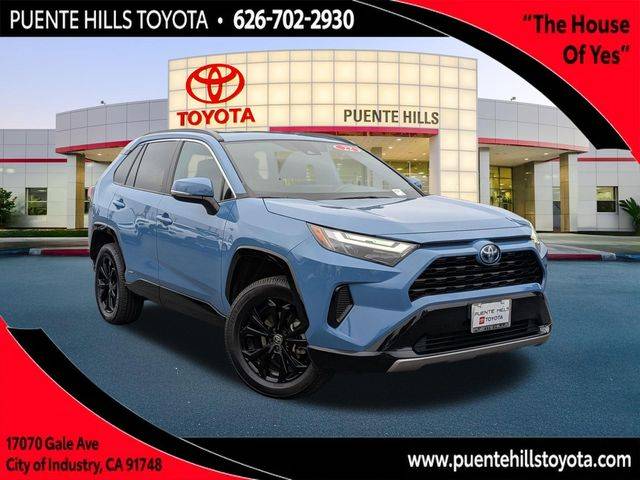 2022 Toyota RAV4 Hybrid SE