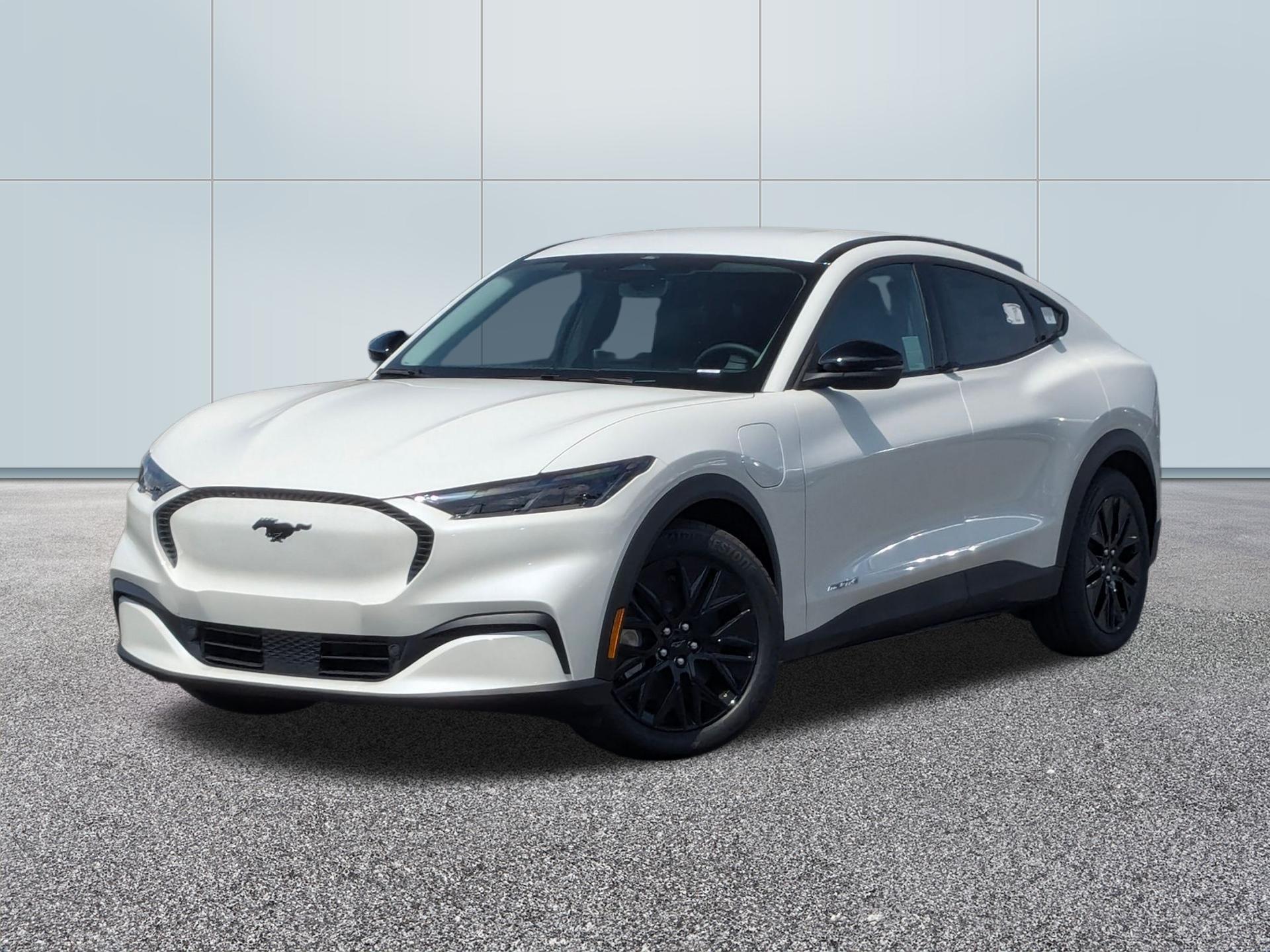 2026 Ford Mustang-Mach-e Select's photo