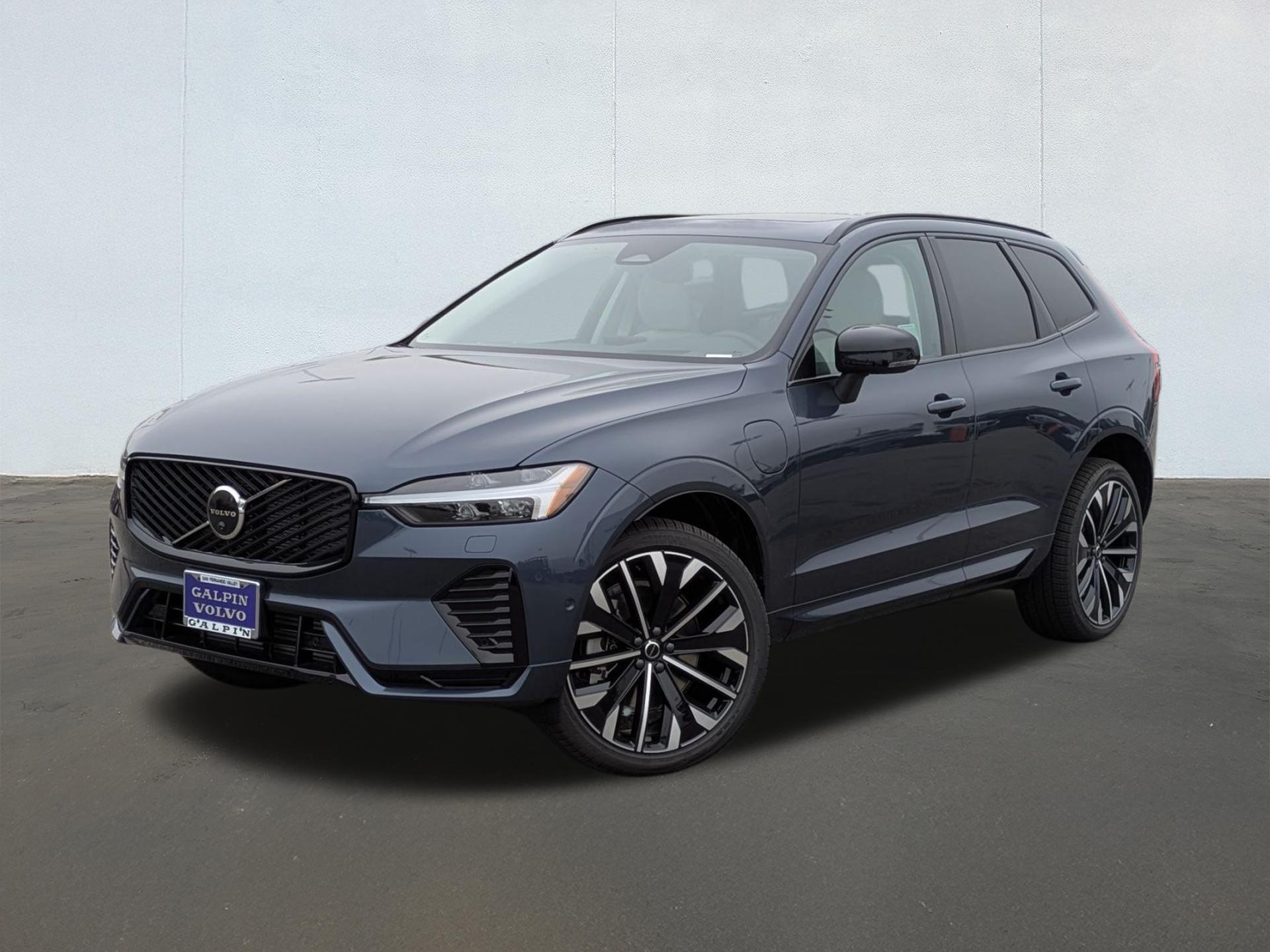 New 2026 Volvo XC60 Plug-In Hybrid Ultra, T8 AWD Electric/Gasoline, Dark