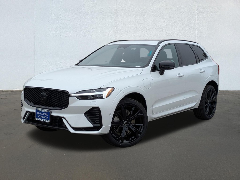 2026 Volvo XC60 Plug-In Hybrid Black Edition Ultra, T8 AWD Electric/Gasoline, Dark