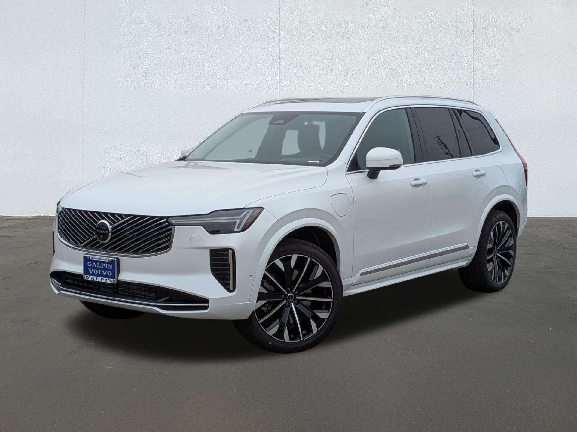 New 2026 Volvo XC90 Recharge Plug-In Hybrid Ultra, T8 AWD, Electric/Gasoline, Bright, 7 Seats