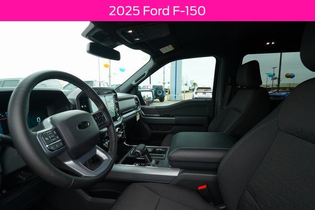 2025 Ford F-150 XLT - Photo 11
