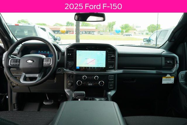 2025 Ford F-150 XLT - Photo 16