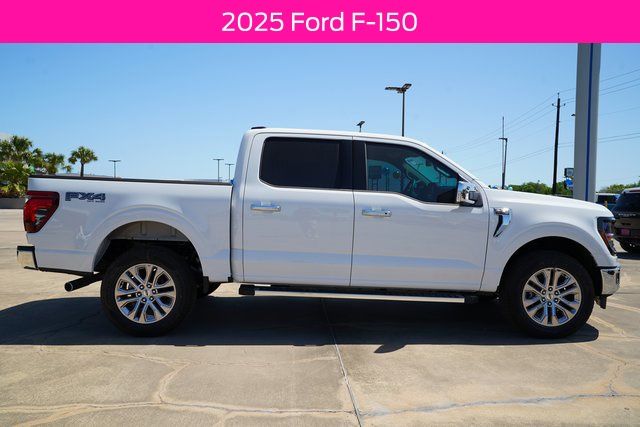 2025 Ford F-150 XLT - Photo 9