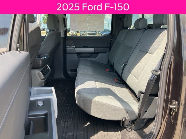 2025 Ford F-150 XLT - Photo 16