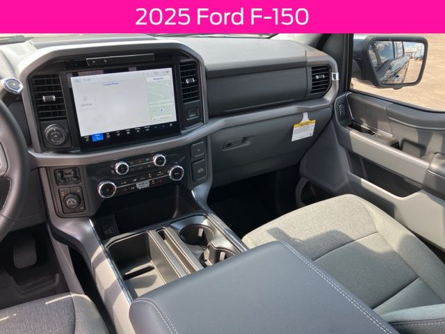 2025 Ford F-150 XLT - Photo 18