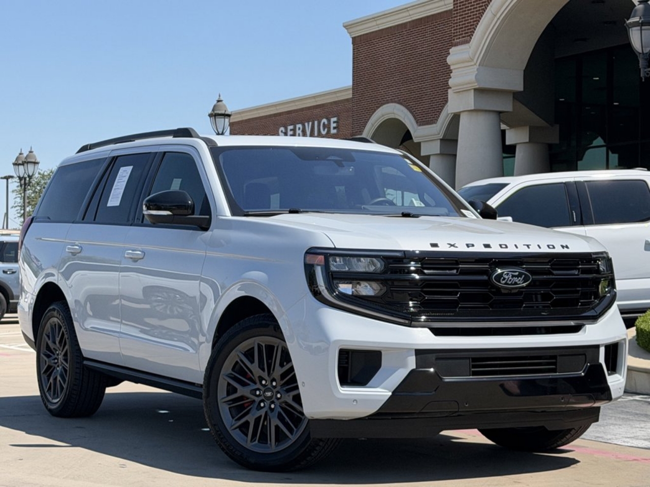 2025 Ford Expedition Platinum 4x4's photo