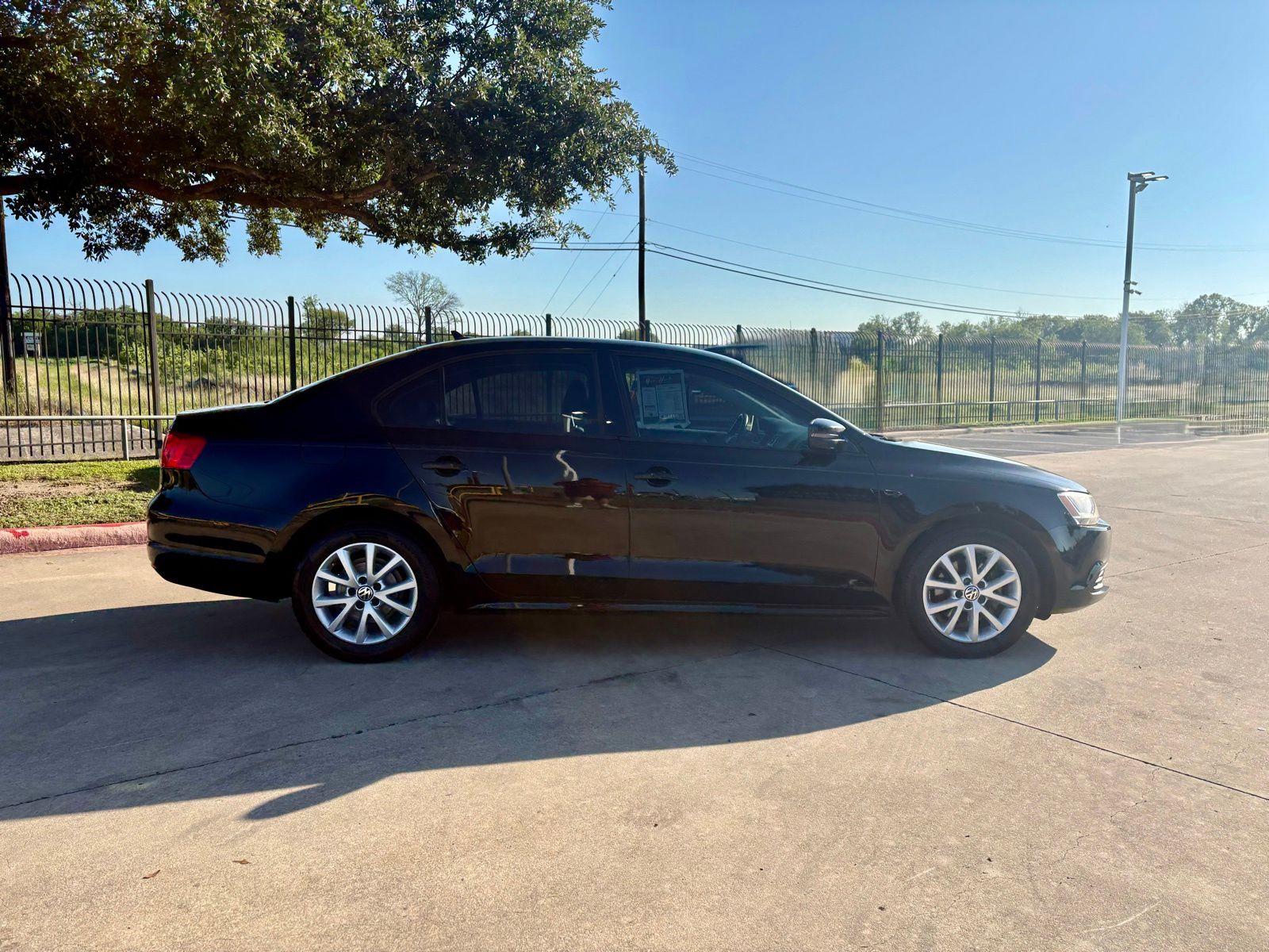 Used 2012 Volkswagen Jetta SE with VIN 3VWDX7AJ1CM340852 for sale in San Antonio, TX