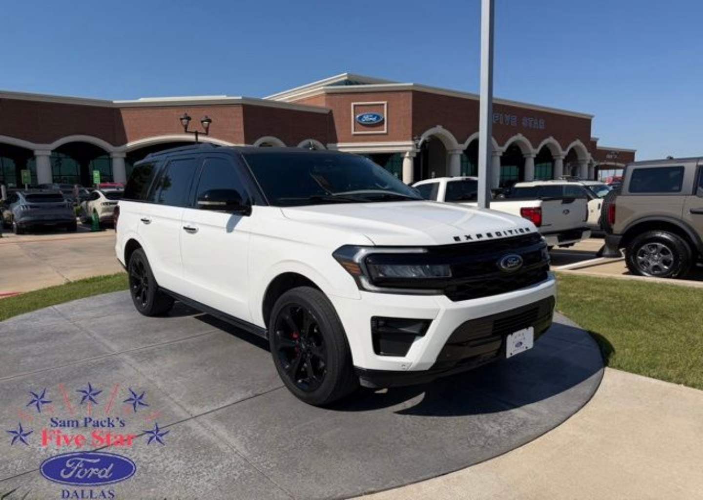 2022 Ford Expedition Limited 4X4's photo