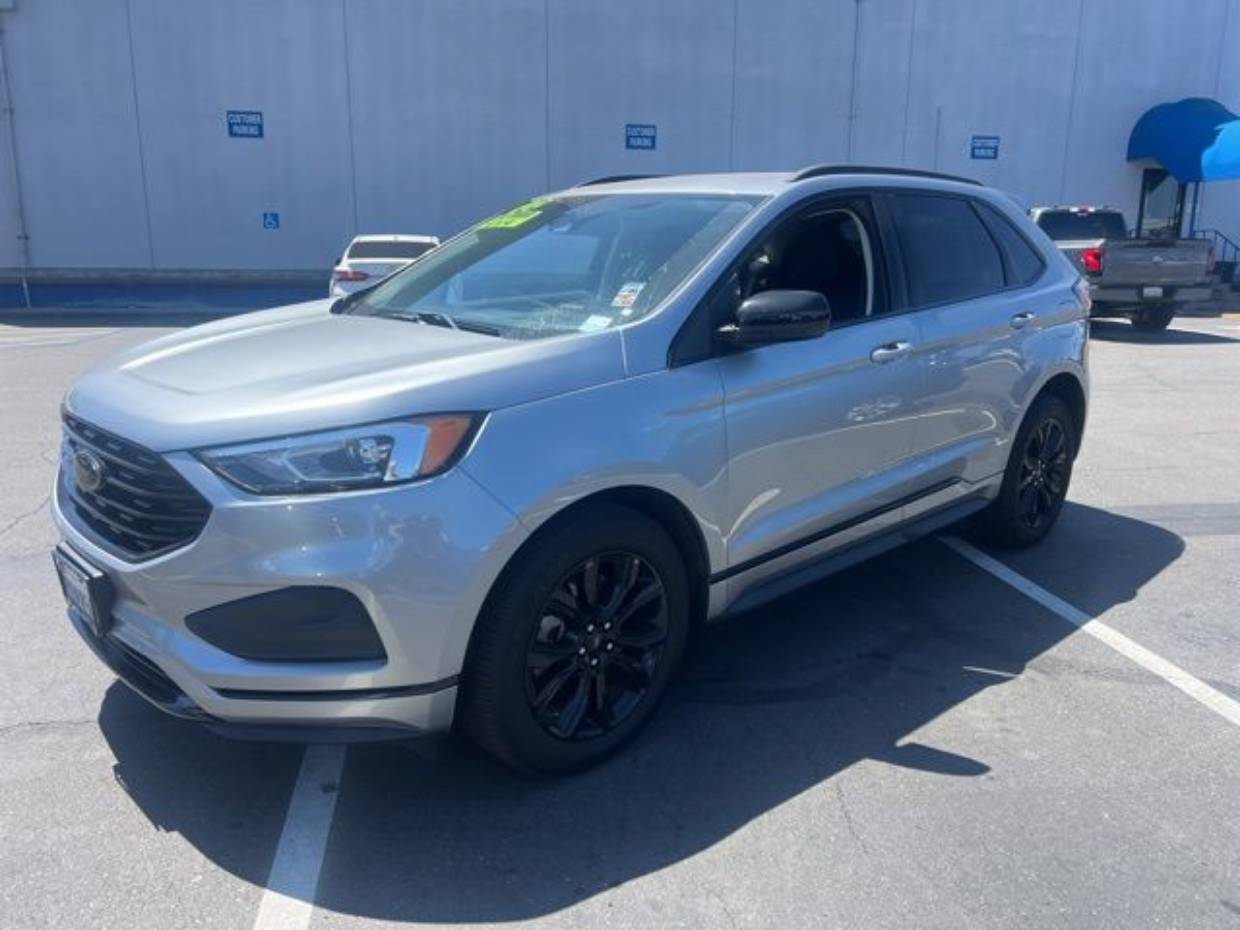 2022 Ford Edge SE AWD's photo