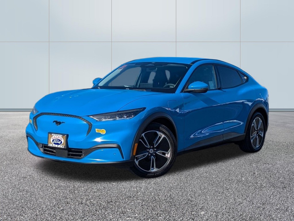2022 Ford Mustang Mach-E Select