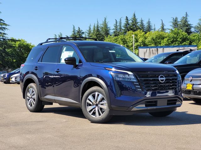 New 2026 Nissan Pathfinder SL