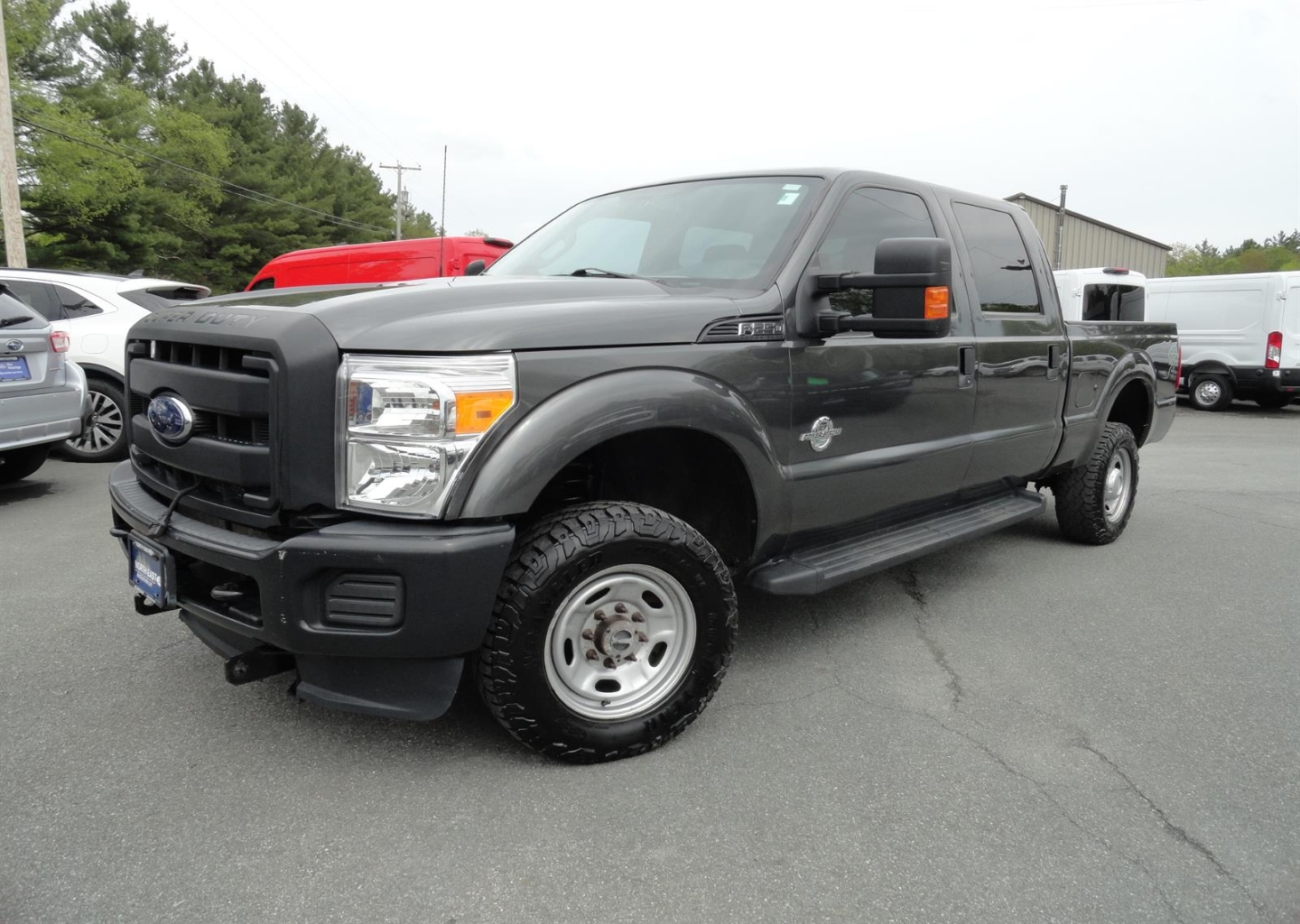 2015 Ford F-250 XL 4x4 Crew Cab 156 in's photo