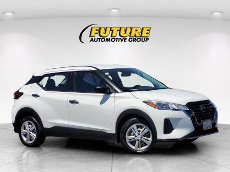 2021 Nissan Kicks S