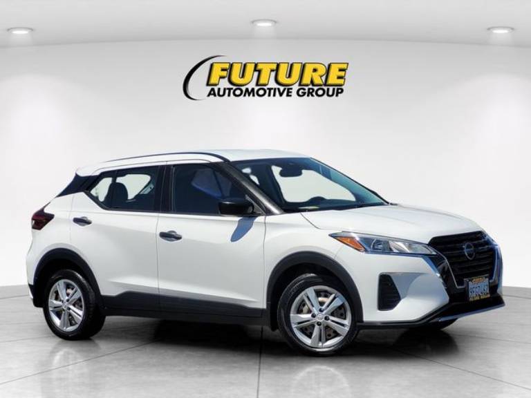2021 Nissan Kicks S
