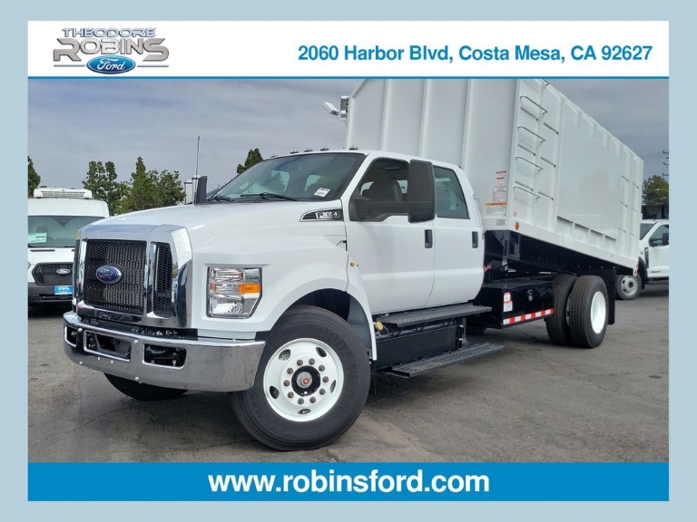 2027 Ford F-650SD Base