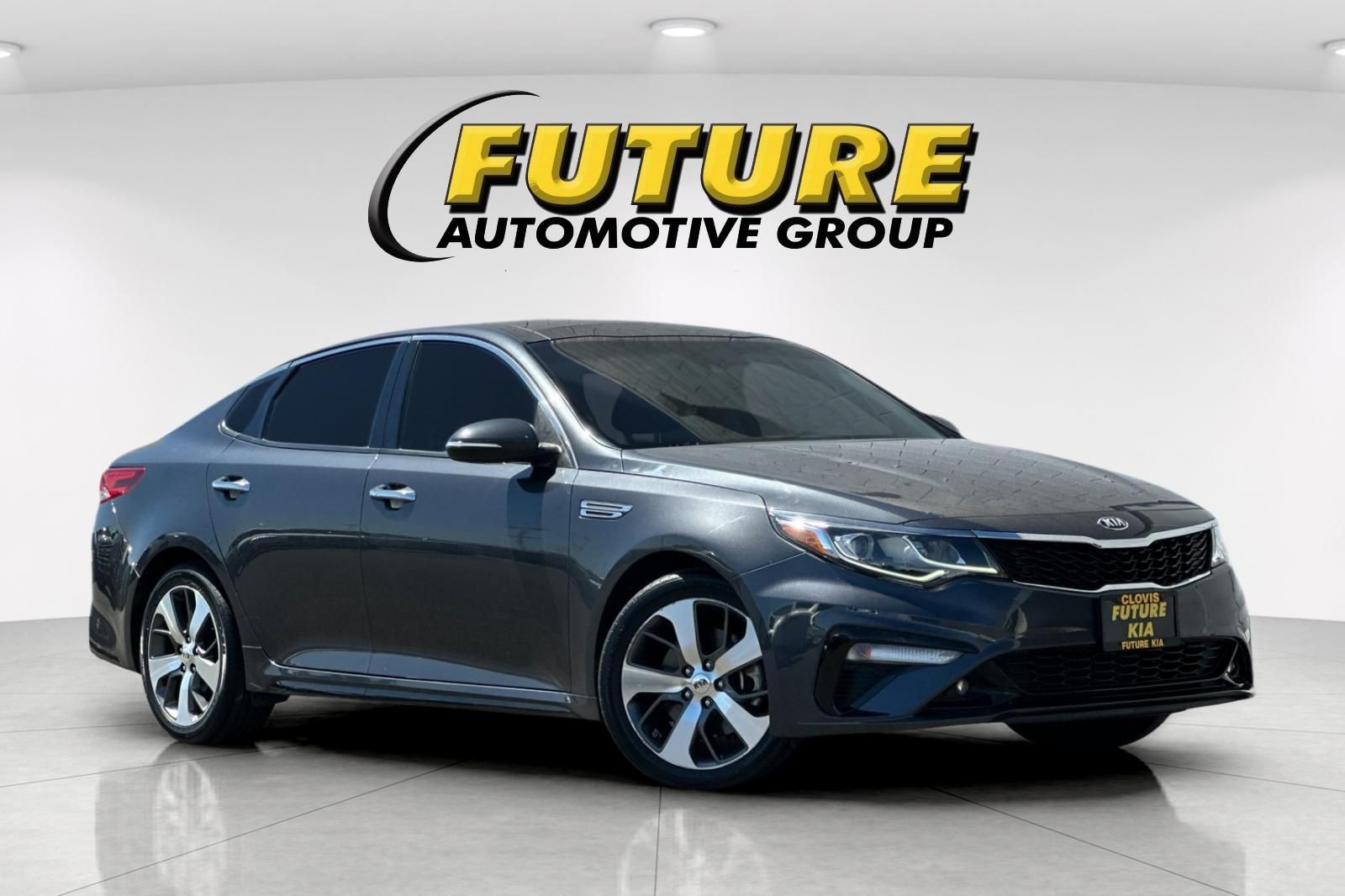 2019 Kia Optima S AT's photo