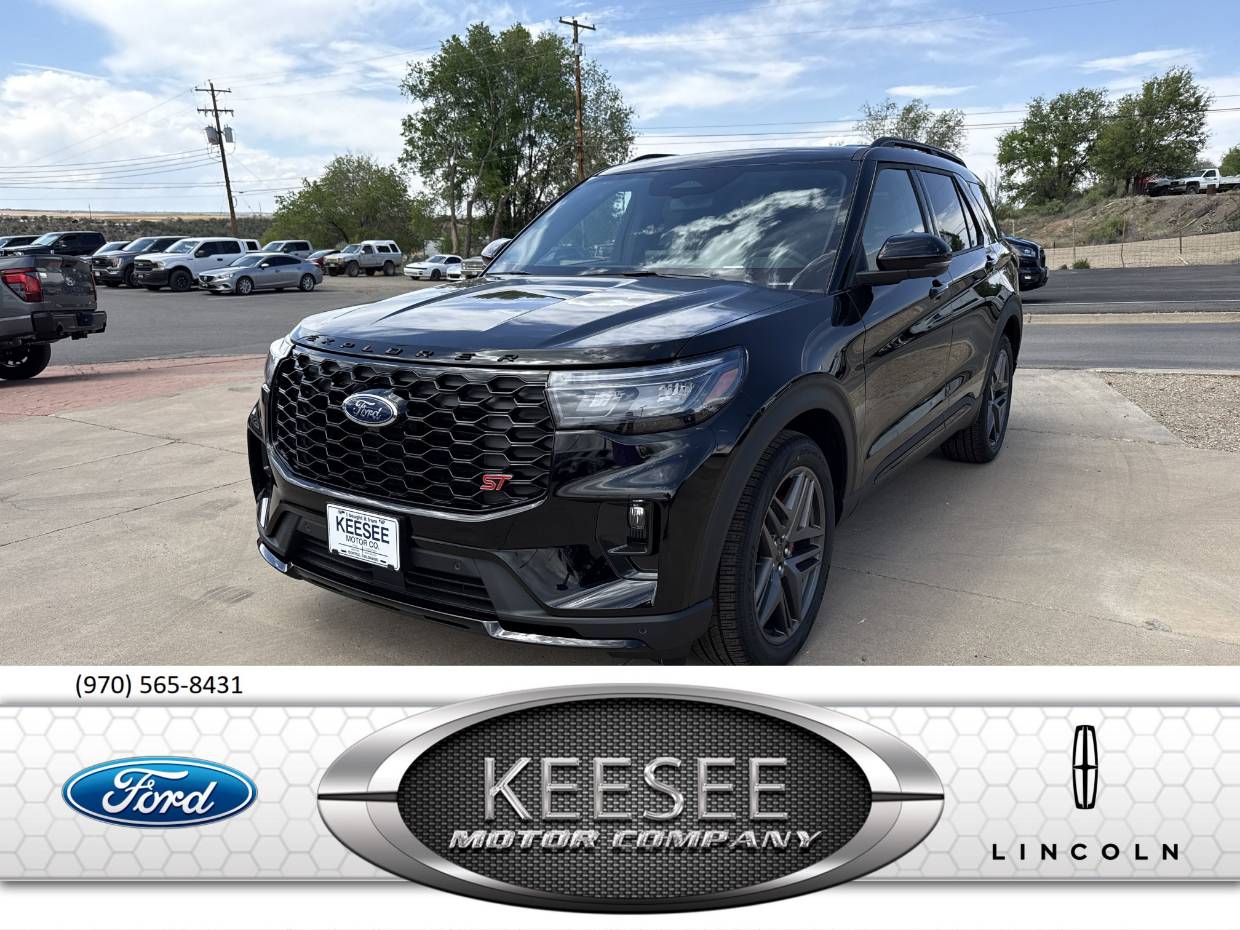 2026 Ford Explorer ST 4WD's photo