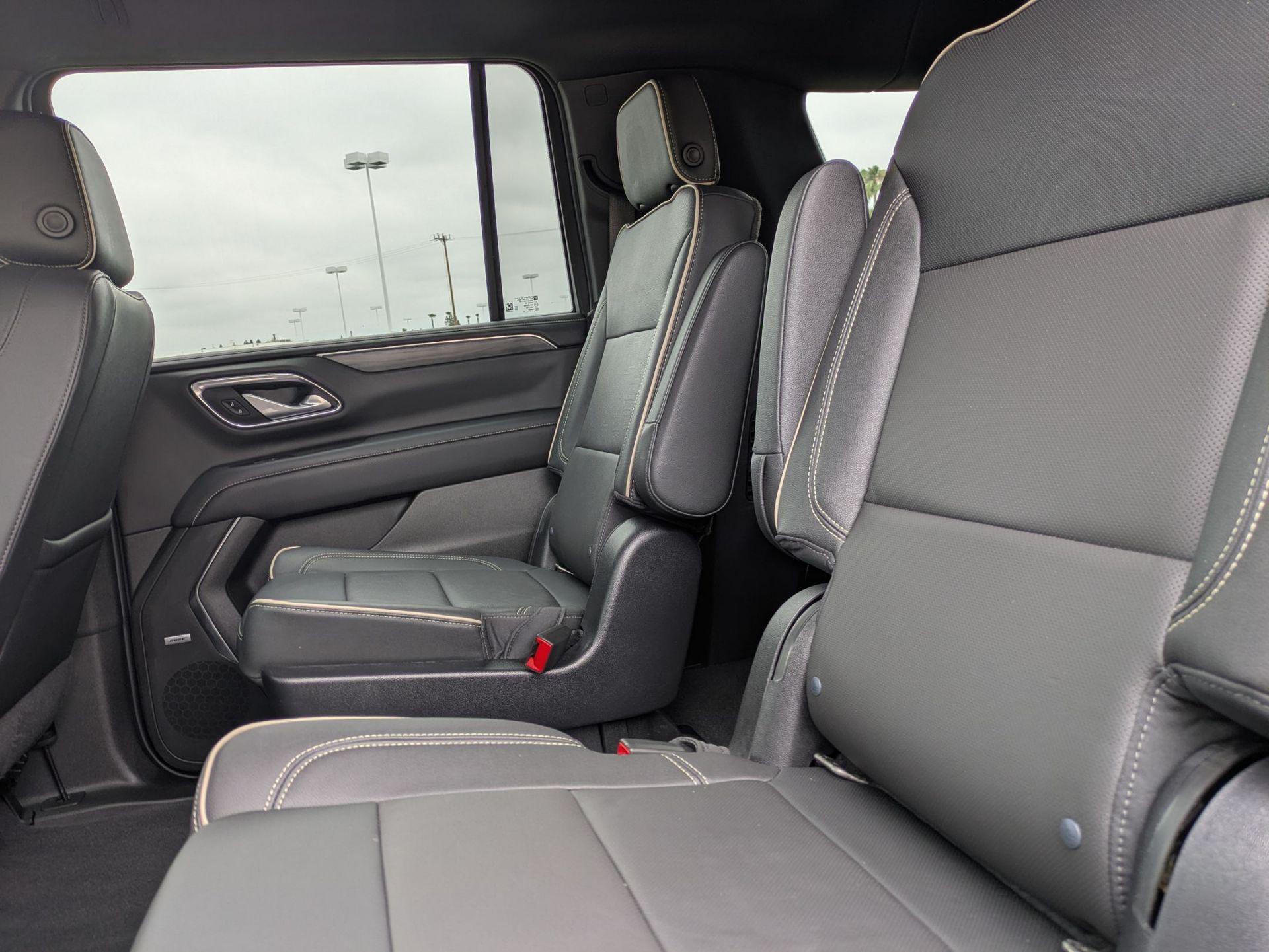 2022 GMC Yukon XL SLT - Photo 21