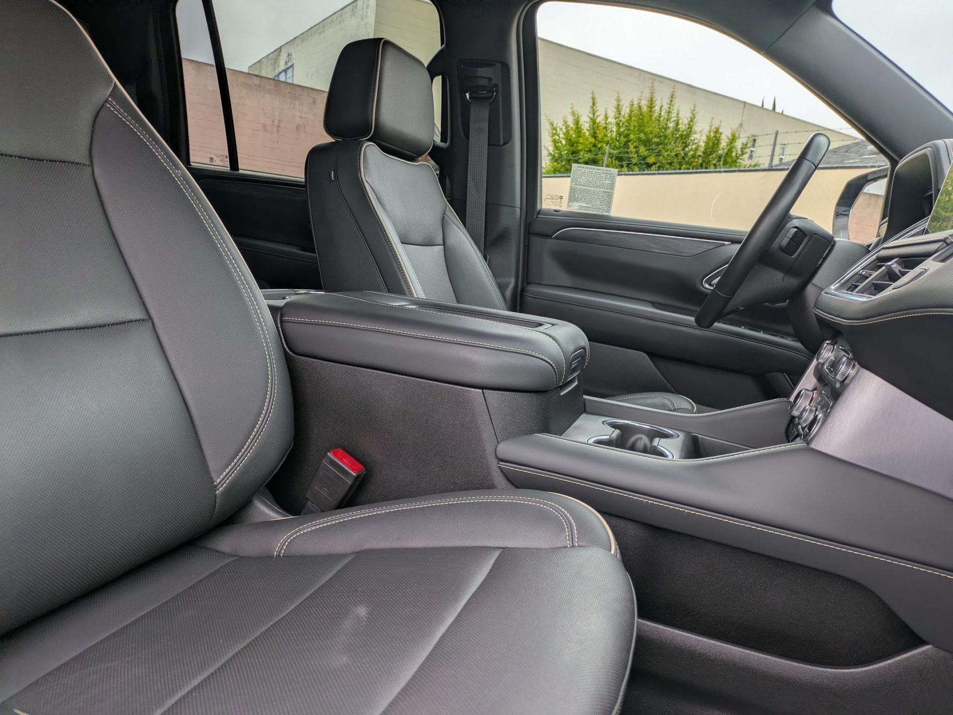 2022 GMC Yukon XL SLT - Photo 23