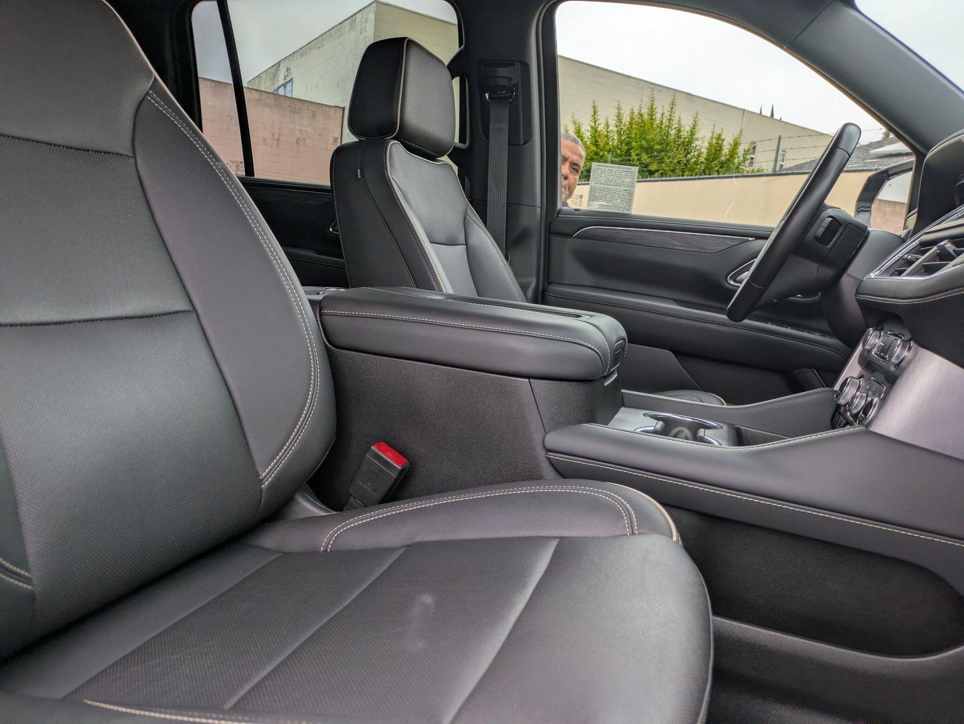 2022 GMC Yukon XL SLT - Photo 26
