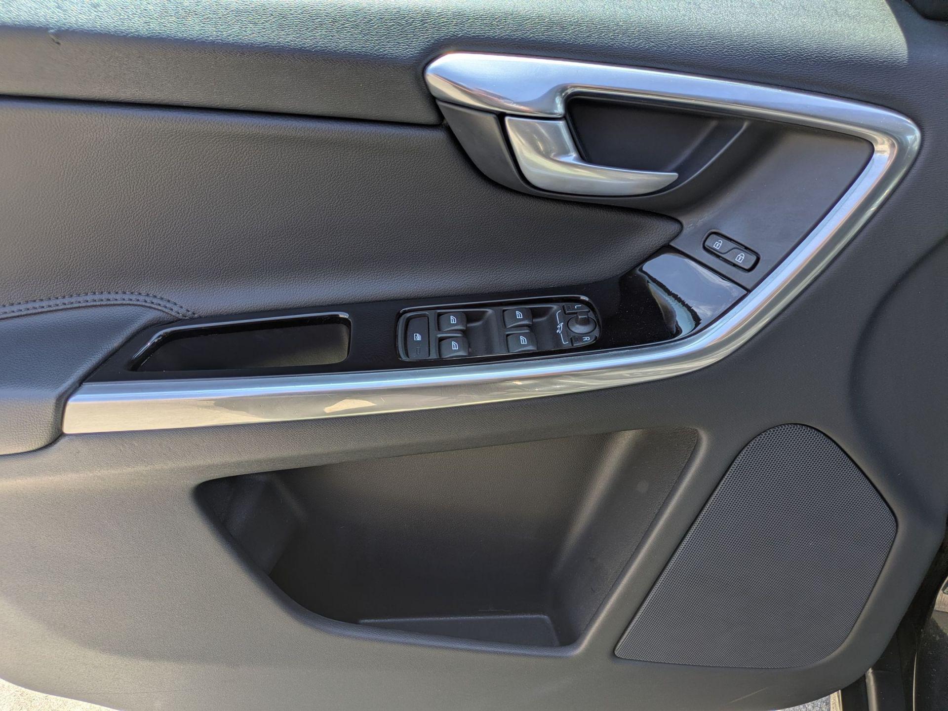 2015 Volvo XC60 T6 - Photo 10