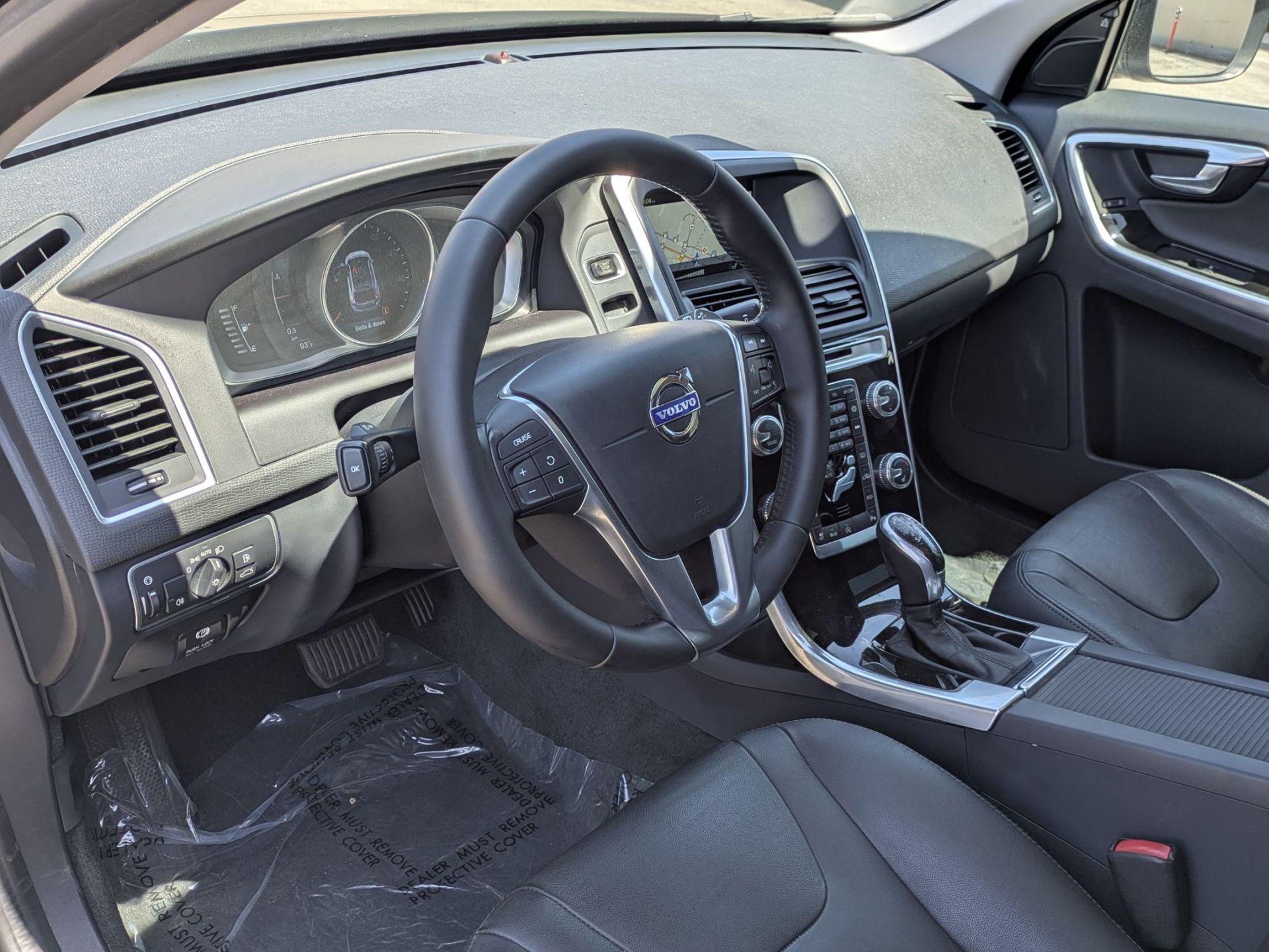 2015 Volvo XC60 T6 - Photo 12