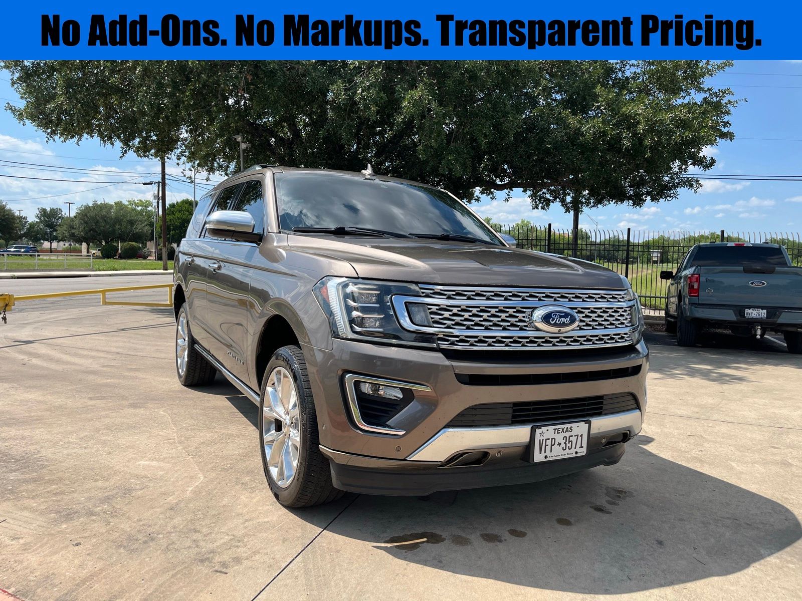 2019 Ford Expedition Platinum's photo