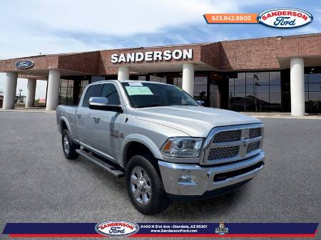 2017 RAM 3500 Laramie Crew Cab 4X4 6'4