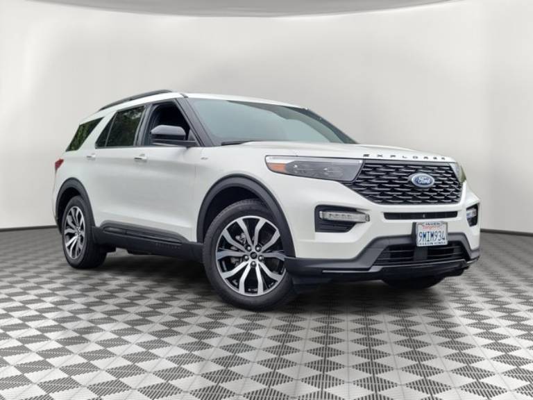 2023 Ford Explorer ST-Line