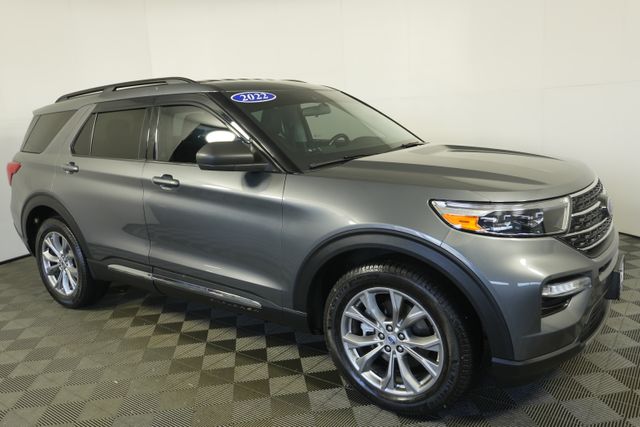 2022 Ford Explorer XLT 4WD's photo