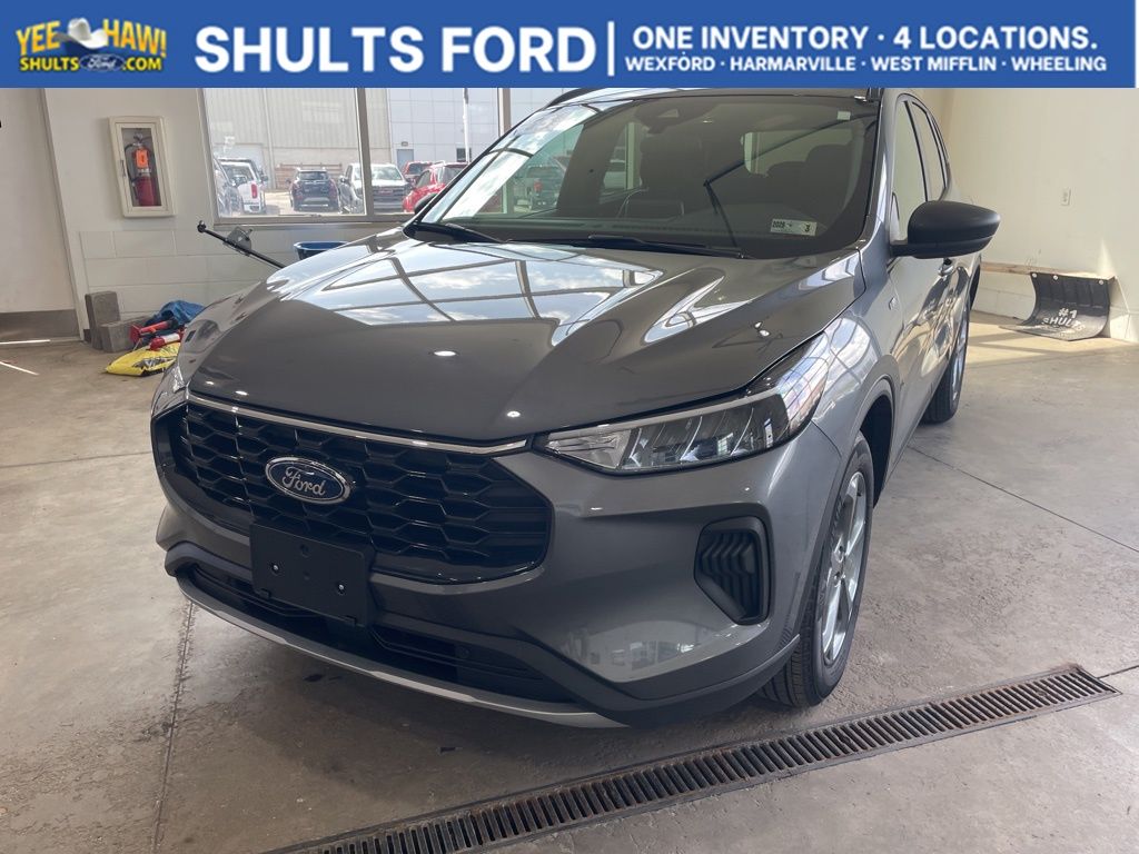 Used 2025 Ford Escape ST-Line